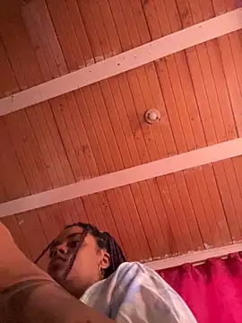 ladyrd1 online show from 11/06/25, 02:51