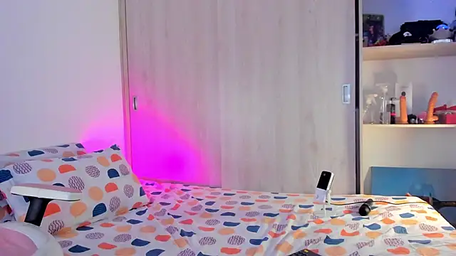 lovely kitt online show from 03/01/25, 12:07