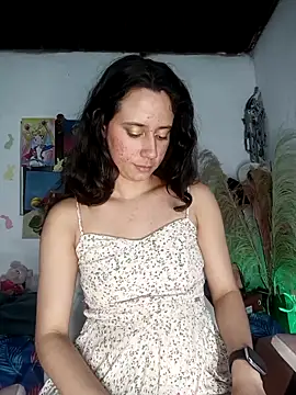 lovely kitt online show from 04/22/26, 02:25