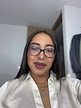melanieecox online show from 07/25/26, 12:31