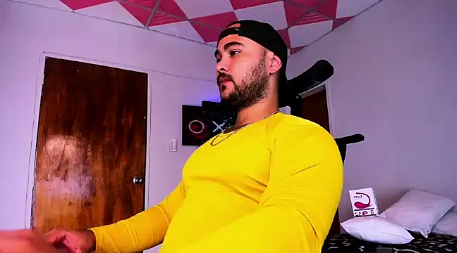 Sebas-hott online show from 12/23/24, 02:56