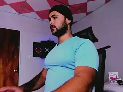 Sebas-hott online show from 02/18/25, 02:49