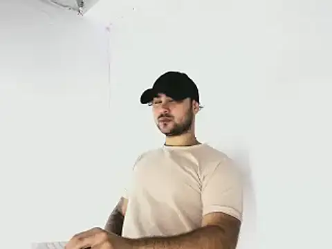 Sebas-hott online show from 10/04/25, 10:19