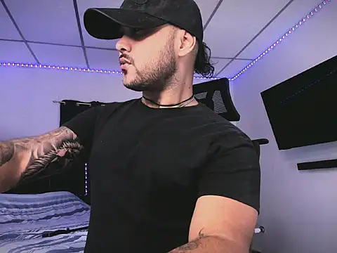 Sebas-hott online show from 02/23/26, 12:09