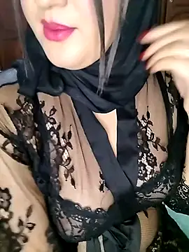 Snapshot of Rawya-34 chatting on 12/04/24, 07:34 Rawya-34 online show from 12/04/24, 07:34