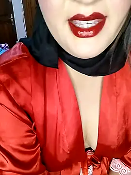 Snapshot of Rawya-34 chatting on 12/06/24, 08:07 Rawya-34 online show from 12/06/24, 08:07