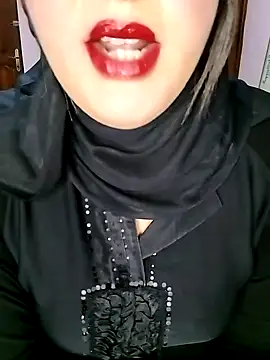 Snapshot of Rawya-34 chatting on 12/07/24, 10:17 Rawya-34 online show from 12/07/24, 10:17