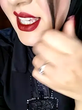 Snapshot of Rawya-34 chatting on 12/09/24, 08:23 Rawya-34 online show from 12/09/24, 08:23