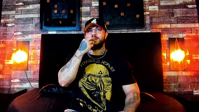 Van Velckan online show from 02/01/25, 04:24