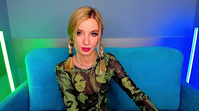 AlinaLovelyX online show from 03/03/25, 01:21