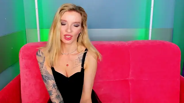 AlinaLovelyX online show from 04/21/26, 08:09