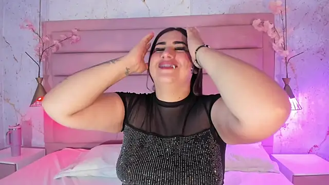 sabrinamilani online show from 02/02/26, 03:16