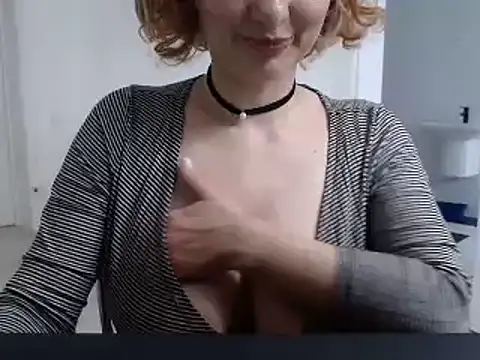 Snapshot of YourSweetJam chatting on 03/16/25, 09:05 YourSweetJam online show from 03/16/25, 09:05