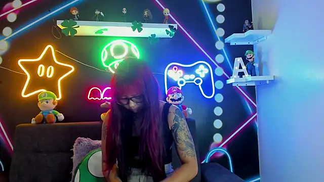 alaia-rogers online show from 03/18/25, 11:41