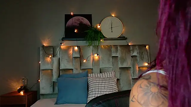 alaia-rogers online show from 09/20/25, 11:44