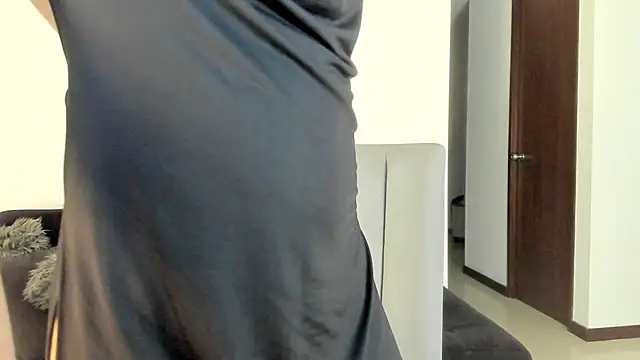 angelturned001 online show from 03/21/25, 02:50