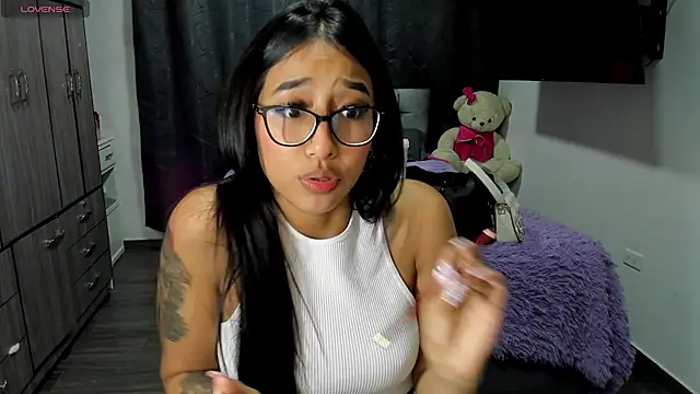 isa bellaa0 online show from 01/12/25, 08:04