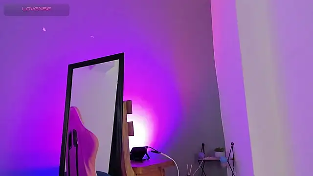 Yelena03 online show from 03/21/25, 11:45