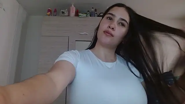 Naomi D online show from 04/27/26, 09:46