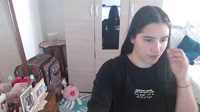 Naomi D online show from 05/03/26, 04:57