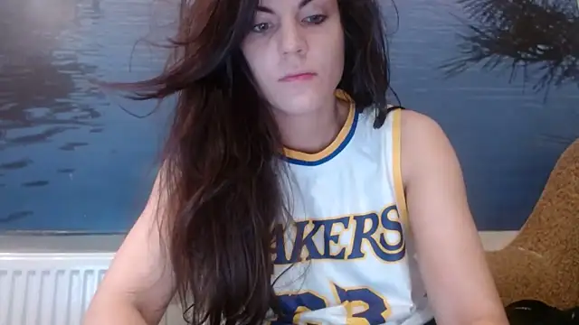 Snapshot of AliceTailor chatting on 10/11/25, 07:40 AliceTailor online show from 10/11/25, 07:40