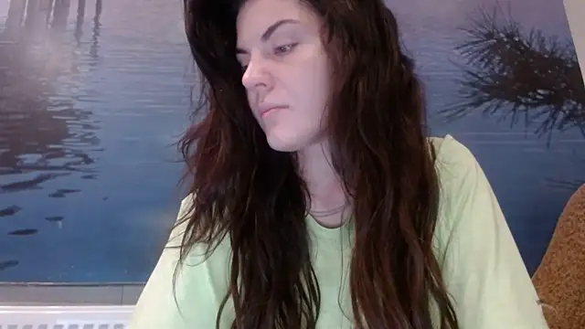 Snapshot of AliceTailor chatting on 10/21/25, 05:08 AliceTailor online show from 10/21/25, 05:08