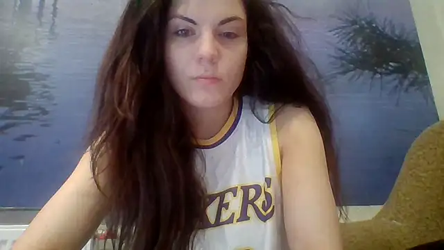 Snapshot of AliceTailor chatting on 10/22/25, 07:08 AliceTailor online show from 10/22/25, 07:08