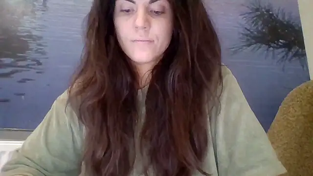 Snapshot of AliceTailor chatting on 11/03/25, 07:04 AliceTailor online show from 11/03/25, 07:04