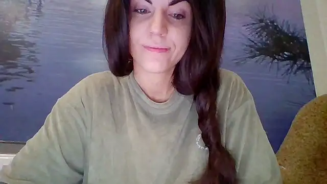 Snapshot of AliceTailor chatting on 11/27/25, 12:07 AliceTailor online show from 11/27/25, 12:07