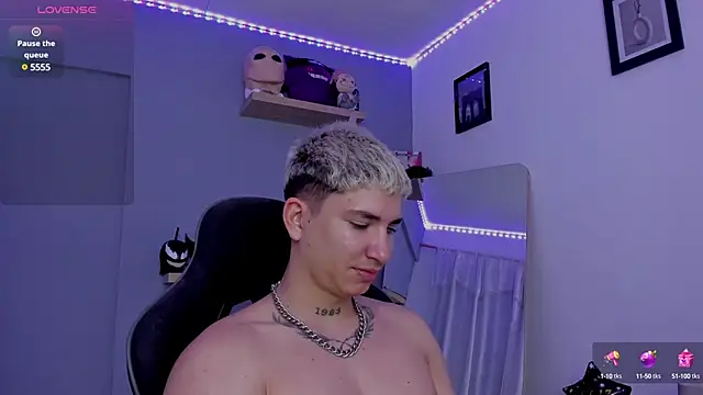 Snapshot of SebasFallon chatting on 03/06/25, 12:52 SebasFallon online show from 03/06/25, 12:52