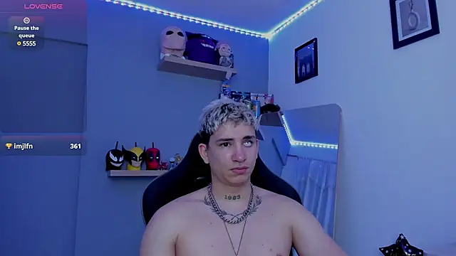 Snapshot of SebasFallon chatting on 03/19/25, 11:25 SebasFallon online show from 03/19/25, 11:25