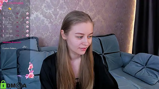 Snapshot of Polumna_cute chatting on 03/18/25, 12:14 Polumna cute online show from 03/18/25, 12:14