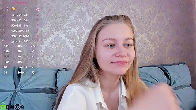 Snapshot of Polumna_cute chatting on 09/27/25, 01:16 Polumna cute online show from 09/27/25, 01:16
