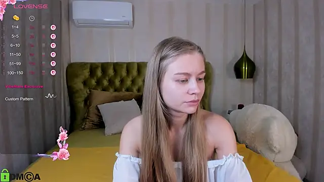 Polumna cute online show from 12/17/25, 11:16