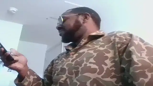 Snapshot of Edwardsbrittany1991 chatting on 03/25/26, 02:56 Edwardsbrittany1991 online show from 03/25/26, 02:56