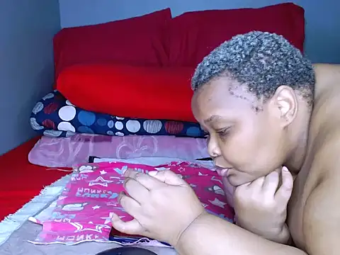 fatafricanqueen online show from 04/16/26, 07:14