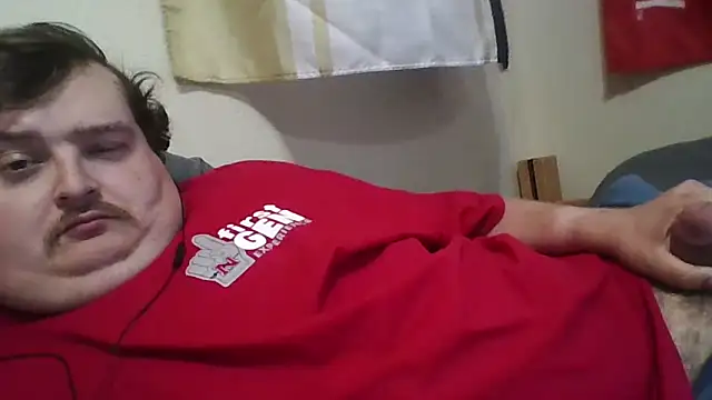 Snapshot of YelpedAverting chatting on 11/17/25, 09:42 YelpedAverting online show from 11/17/25, 09:42