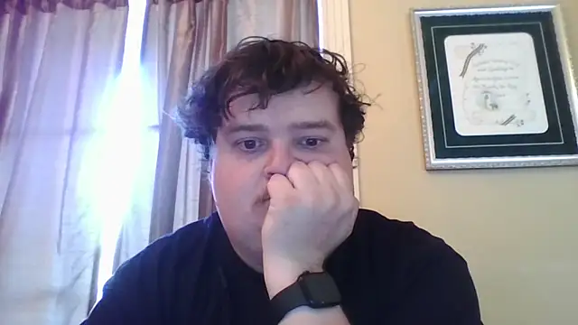 Snapshot of YelpedAverting chatting on 11/25/25, 06:41 YelpedAverting online show from 11/25/25, 06:41