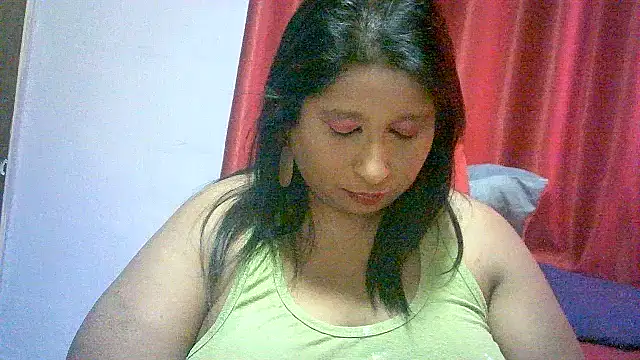 Snapshot of raniofsex02 chatting on 02/10/25, 10:09 raniofsex02 online show from 02/10/25, 10:09