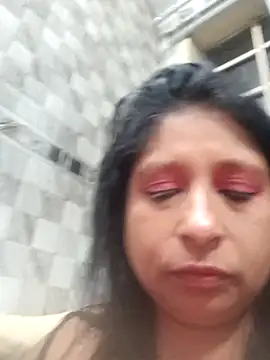 Snapshot of raniofsex02 chatting on 02/11/25, 11:44 raniofsex02 online show from 02/11/25, 11:44