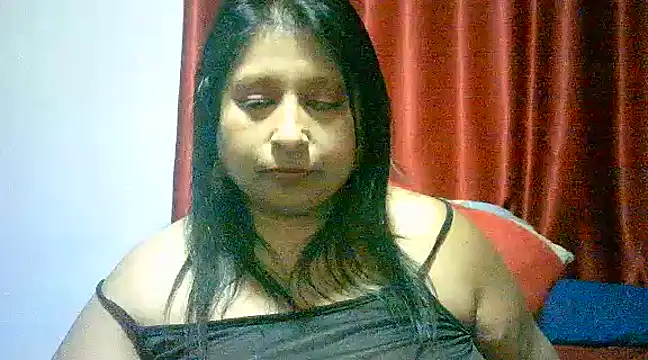 Snapshot of raniofsex02 chatting on 02/12/25, 02:45 raniofsex02 online show from 02/12/25, 02:45