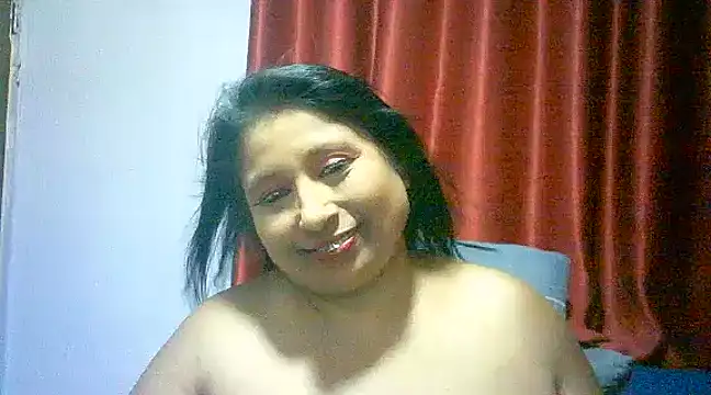 Snapshot of raniofsex02 chatting on 02/17/25, 05:43 raniofsex02 online show from 02/17/25, 05:43