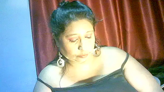 Snapshot of raniofsex02 chatting on 02/20/25, 06:13 raniofsex02 online show from 02/20/25, 06:13