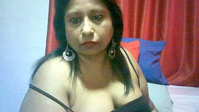 Snapshot of raniofsex02 chatting on 02/24/25, 04:38 raniofsex02 online show from 02/24/25, 04:38