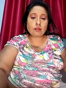 Snapshot of raniofsex02 chatting on 02/25/25, 03:38 raniofsex02 online show from 02/25/25, 03:38