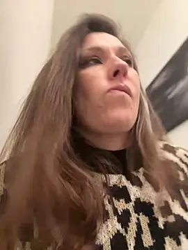 Lwhite1 online show from 01/30/25, 12:50