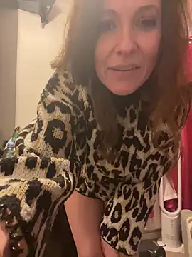 Lwhite1 online show from 03/12/25, 04:46