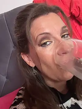 Lwhite1 online show from 10/15/25, 03:45