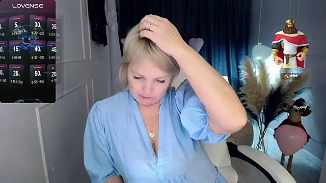 Juarnea online show from 02/17/25, 04:15