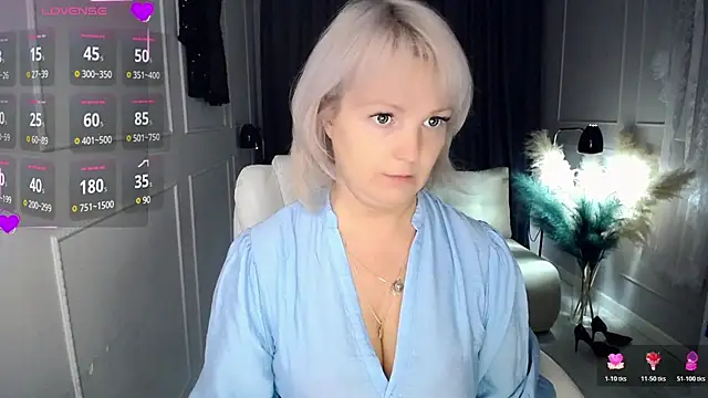 Juarnea online show from 11/11/25, 11:21